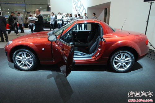 上海热线汽车频道-- 海边浪漫 四款适合海边浪