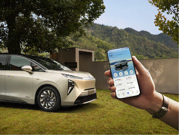 汽车停在草地上 AI 生成的内容可能不正确。