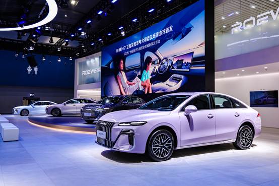 HL8A2185-opq4137288451